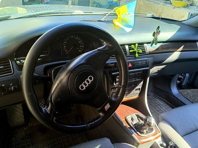 Сірий Ауді А6, об'ємом двигуна 2.5 л та пробігом 347 тис. км за 4200 $, фото 4 на Automoto.ua