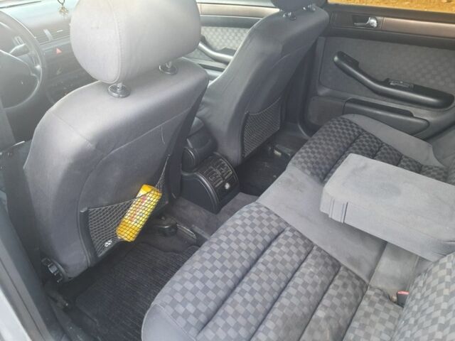 Серый Ауди А6, объемом двигателя 2.5 л и пробегом 380 тыс. км за 1600 $, фото 6 на Automoto.ua