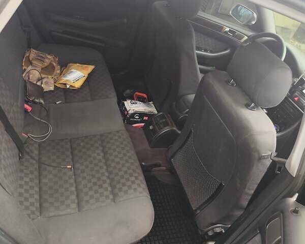 Серый Ауди А6, объемом двигателя 1.78 л и пробегом 337 тыс. км за 4500 $, фото 11 на Automoto.ua