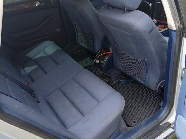 Сірий Ауді А6, об'ємом двигуна 2 л та пробігом 348 тис. км за 2100 $, фото 2 на Automoto.ua