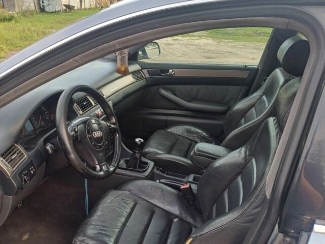 Серый Ауди А6, объемом двигателя 0 л и пробегом 300 тыс. км за 2599 $, фото 6 на Automoto.ua