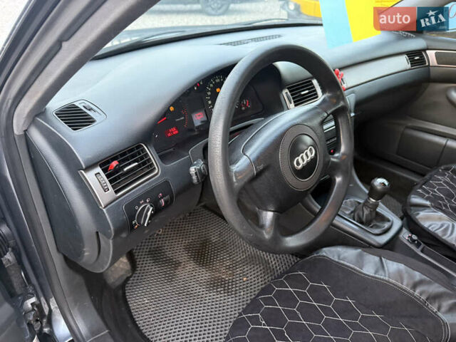 Сірий Ауді А6, об'ємом двигуна 2.5 л та пробігом 333 тис. км за 2999 $, фото 13 на Automoto.ua