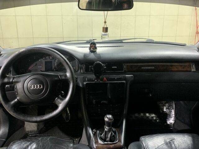 Серый Ауди А6, объемом двигателя 2.5 л и пробегом 350 тыс. км за 4800 $, фото 6 на Automoto.ua