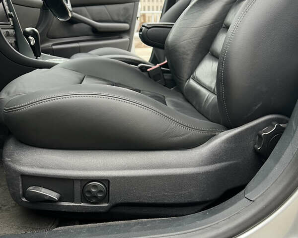 Сірий Ауді А6, об'ємом двигуна 2.5 л та пробігом 322 тис. км за 6200 $, фото 37 на Automoto.ua