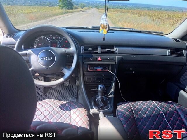 Серый Ауди А6, объемом двигателя 2.5 л и пробегом 372 тыс. км за 5800 $, фото 4 на Automoto.ua