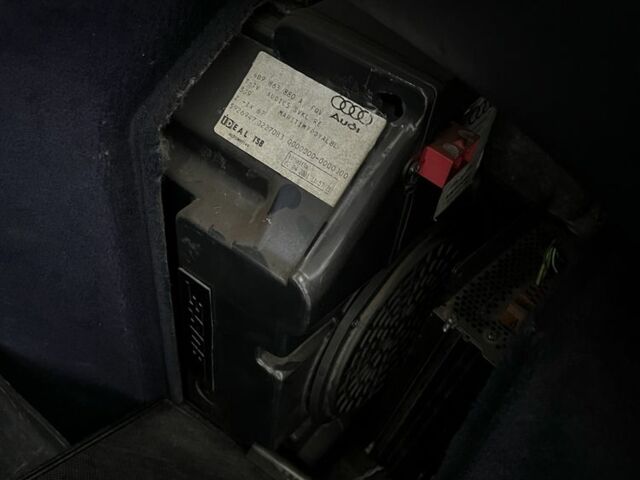 Серый Ауди А6, объемом двигателя 2.5 л и пробегом 327 тыс. км за 4500 $, фото 17 на Automoto.ua