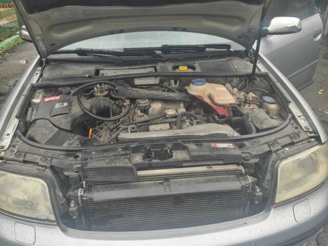 Сірий Ауді А6, об'ємом двигуна 2.5 л та пробігом 480 тис. км за 3500 $, фото 9 на Automoto.ua