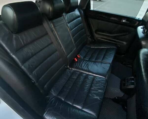 Серый Ауди А6, объемом двигателя 1.8 л и пробегом 306 тыс. км за 4700 $, фото 1 на Automoto.ua