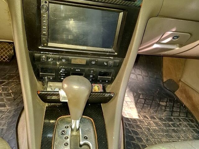 Серый Ауди А6, объемом двигателя 2.5 л и пробегом 300 тыс. км за 4900 $, фото 8 на Automoto.ua