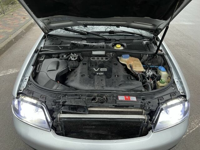 Серый Ауди А6, объемом двигателя 2.5 л и пробегом 327 тыс. км за 4500 $, фото 20 на Automoto.ua