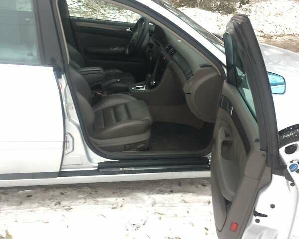 Серый Ауди А6, объемом двигателя 2.5 л и пробегом 255 тыс. км за 4200 $, фото 8 на Automoto.ua