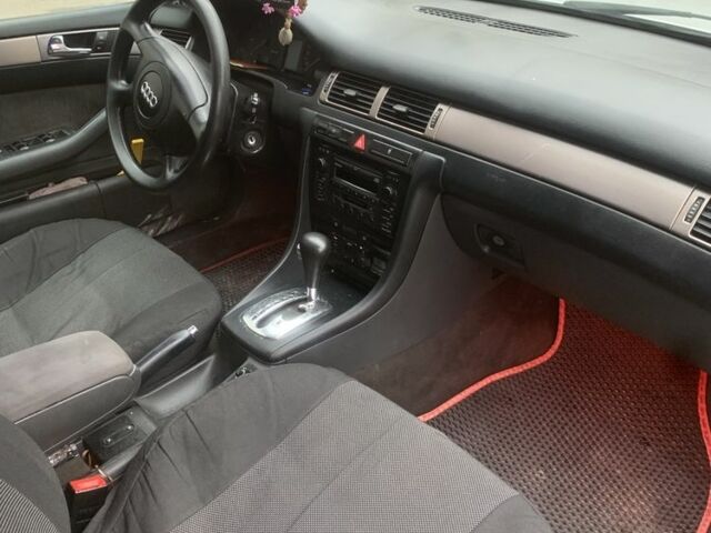 Серый Ауди А6, объемом двигателя 2.5 л и пробегом 334 тыс. км за 3300 $, фото 4 на Automoto.ua