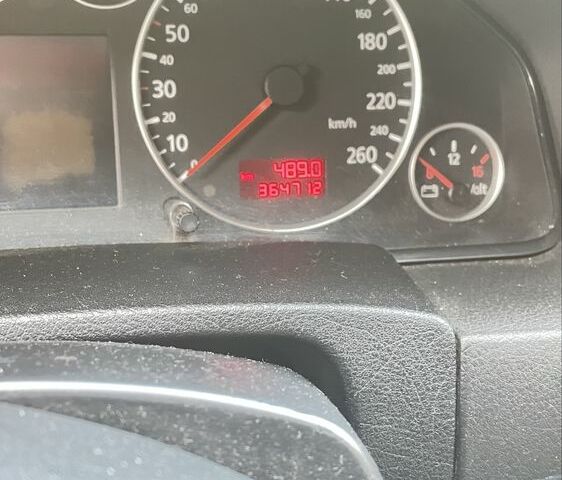 Сірий Ауді А6, об'ємом двигуна 2.5 л та пробігом 364 тис. км за 5200 $, фото 3 на Automoto.ua