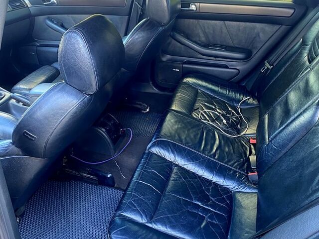 Сірий Ауді А6, об'ємом двигуна 2.5 л та пробігом 300 тис. км за 3700 $, фото 4 на Automoto.ua