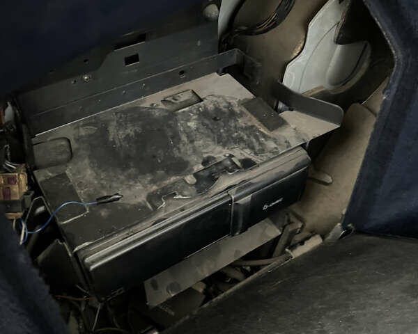 Серый Ауди А6, объемом двигателя 2.5 л и пробегом 327 тыс. км за 4500 $, фото 19 на Automoto.ua