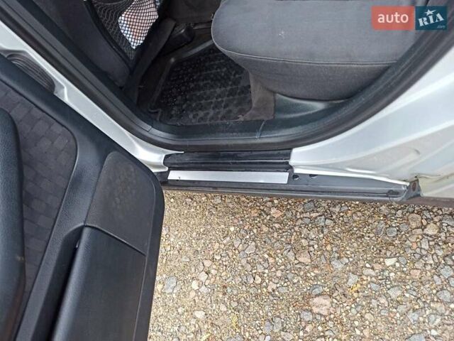Ауди А6 2001 в Деражне на Automoto.ua Серый Ауди А6, объемом двигателя 2.39 л и пробегом 399 тыс. км за 3499 $, фото 4 на Automoto.ua