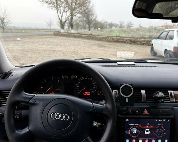 Серый Ауди А6, объемом двигателя 2.5 л и пробегом 208 тыс. км за 5350 $, фото 7 на Automoto.ua