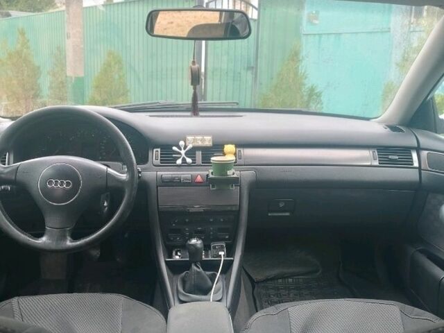 Сірий Ауді А6, об'ємом двигуна 2.5 л та пробігом 211 тис. км за 3500 $, фото 2 на Automoto.ua