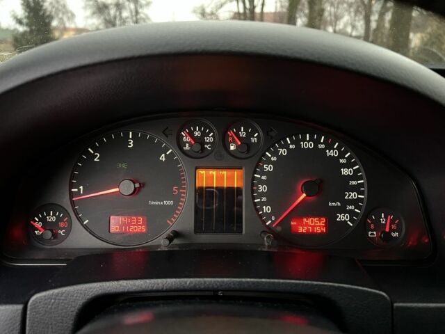 Серый Ауди А6, объемом двигателя 2.5 л и пробегом 327 тыс. км за 4500 $, фото 11 на Automoto.ua