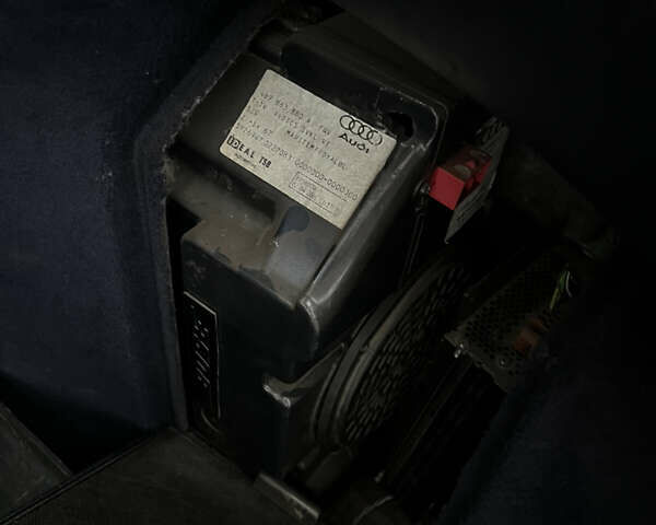 Серый Ауди А6, объемом двигателя 2.5 л и пробегом 327 тыс. км за 4500 $, фото 18 на Automoto.ua