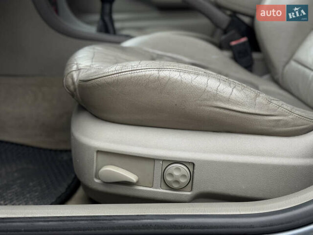 Серый Ауди А6, объемом двигателя 2.5 л и пробегом 330 тыс. км за 3950 $, фото 14 на Automoto.ua