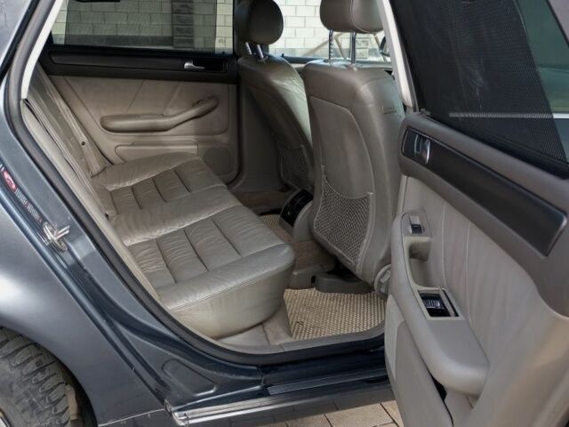 Ауді А6 2002 у Рівному на Automoto.ua Сірий Ауді А6, об'ємом двигуна 0 л та пробігом 400 тис. км за 2699 $, фото 9 на Automoto.ua