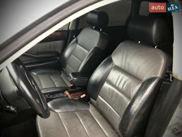 Серый Ауди А6, объемом двигателя 2.5 л и пробегом 350 тыс. км за 4499 $, фото 47 на Automoto.ua