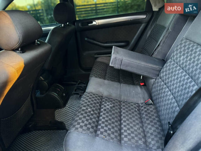 Серый Ауди А6, объемом двигателя 2.4 л и пробегом 339 тыс. км за 3100 $, фото 5 на Automoto.ua