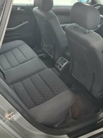 Сірий Ауді А6, об'ємом двигуна 2.5 л та пробігом 285 тис. км за 3750 $, фото 9 на Automoto.ua