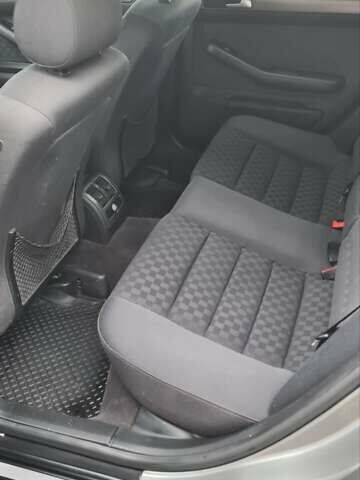 Сірий Ауді А6, об'ємом двигуна 2.5 л та пробігом 285 тис. км за 3750 $, фото 8 на Automoto.ua