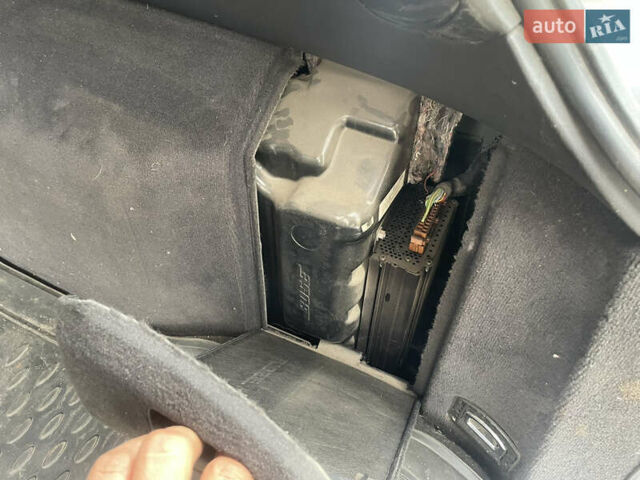 Сірий Ауді А6, об'ємом двигуна 2.5 л та пробігом 399 тис. км за 3800 $, фото 11 на Automoto.ua