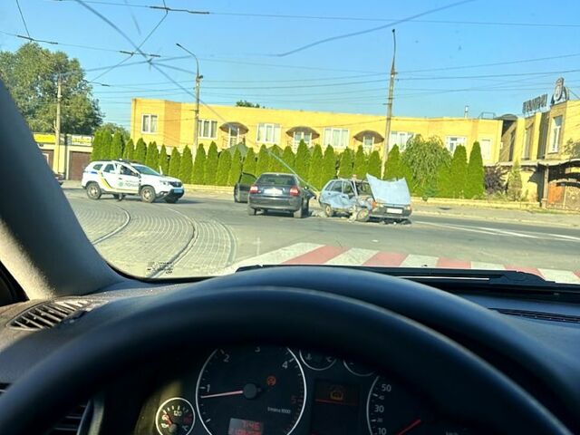 Сірий Ауді А6, об'ємом двигуна 2.5 л та пробігом 440 тис. км за 2500 $, фото 3 на Automoto.ua
