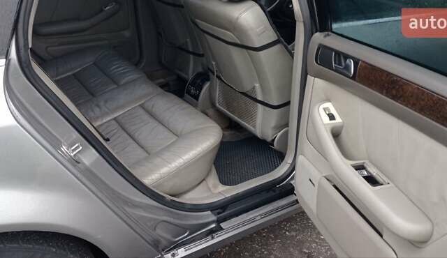 Серый Ауди А6, объемом двигателя 2.5 л и пробегом 359 тыс. км за 4300 $, фото 7 на Automoto.ua