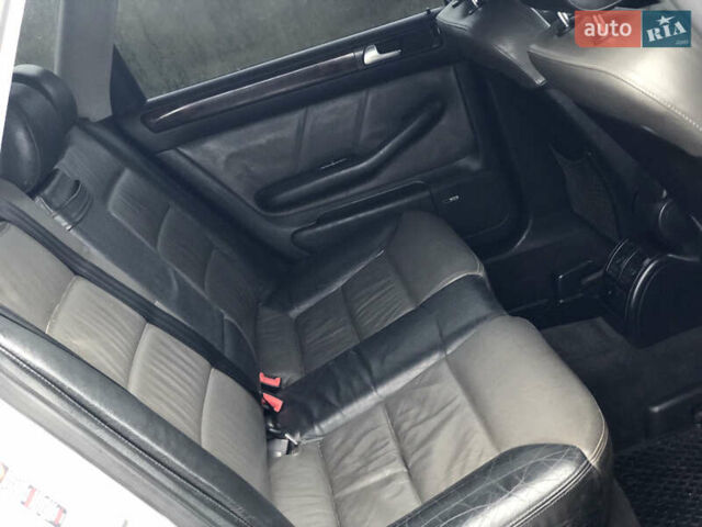 Серый Ауди А6, объемом двигателя 2.5 л и пробегом 350 тыс. км за 4499 $, фото 45 на Automoto.ua