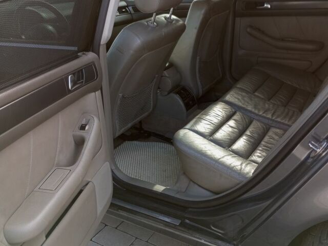 Ауді А6 2002 у Рівному на Automoto.ua Сірий Ауді А6, об'ємом двигуна 0 л та пробігом 400 тис. км за 2699 $, фото 7 на Automoto.ua