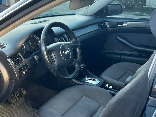 Серый Ауди А6, объемом двигателя 2.4 л и пробегом 300 тыс. км за 5500 $, фото 3 на Automoto.ua