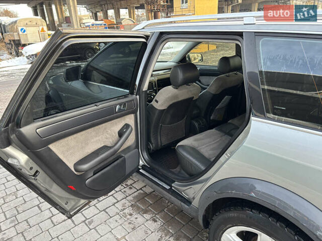 Сірий Ауді А6, об'ємом двигуна 2.5 л та пробігом 370 тис. км за 5600 $, фото 5 на Automoto.ua