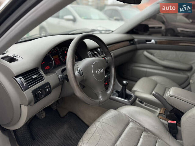 Серый Ауди А6, объемом двигателя 2.5 л и пробегом 330 тыс. км за 3950 $, фото 12 на Automoto.ua