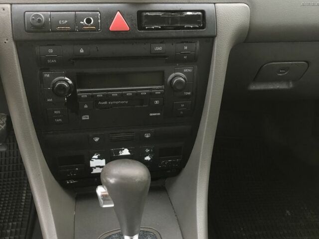 Серый Ауди А6, объемом двигателя 2.5 л и пробегом 300 тыс. км за 4100 $, фото 5 на Automoto.ua