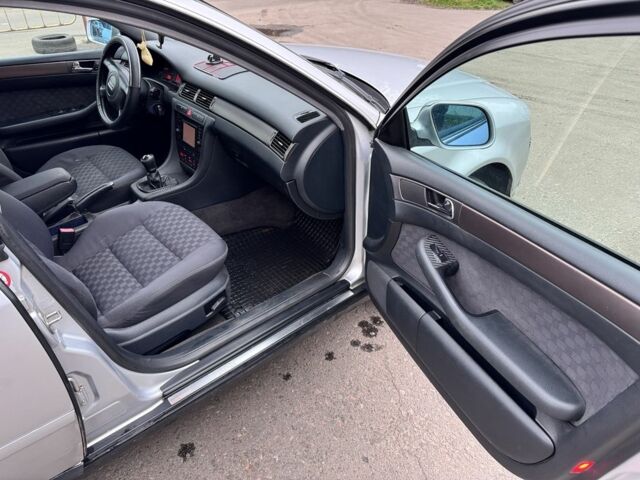 Сірий Ауді А6, об'ємом двигуна 1.9 л та пробігом 250 тис. км за 2200 $, фото 10 на Automoto.ua