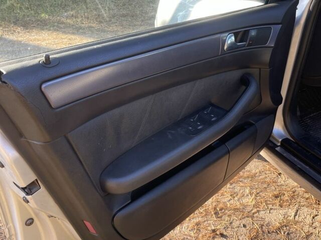 Серый Ауди А6, объемом двигателя 2.5 л и пробегом 350 тыс. км за 3999 $, фото 9 на Automoto.ua