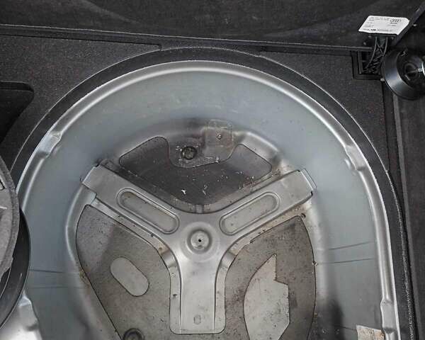 Сірий Ауді А6, об'ємом двигуна 2.5 л та пробігом 270 тис. км за 5055 $, фото 26 на Automoto.ua