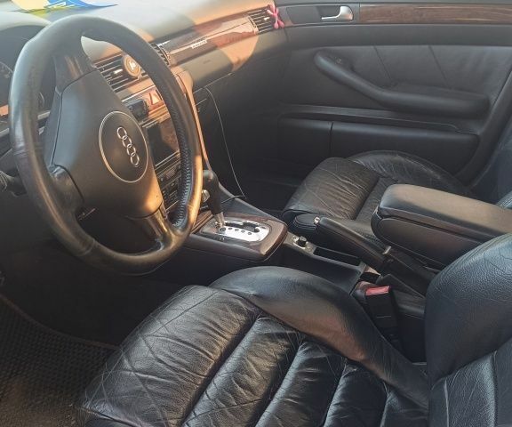 Серый Ауди А6, объемом двигателя 2.5 л и пробегом 450 тыс. км за 5000 $, фото 3 на Automoto.ua