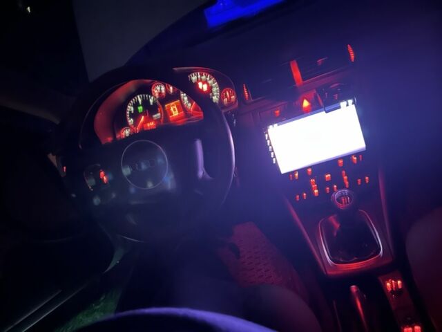 Серый Ауди А6, объемом двигателя 2.5 л и пробегом 300 тыс. км за 2350 $, фото 2 на Automoto.ua