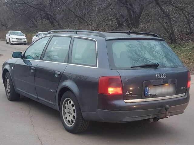 Серый Ауди А6, объемом двигателя 1.9 л и пробегом 320 тыс. км за 2000 $, фото 1 на Automoto.ua