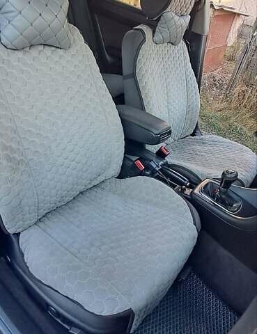 Сірий Ауді А6, об'ємом двигуна 2.5 л та пробігом 400 тис. км за 4600 $, фото 6 на Automoto.ua