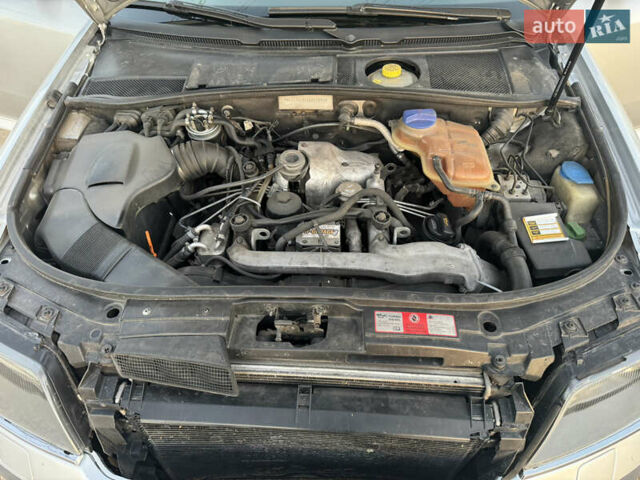 Сірий Ауді А6, об'ємом двигуна 2.5 л та пробігом 317 тис. км за 5800 $, фото 17 на Automoto.ua