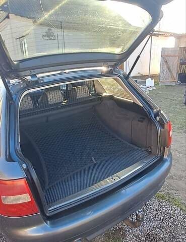 Сірий Ауді А6, об'ємом двигуна 2.5 л та пробігом 400 тис. км за 4600 $, фото 9 на Automoto.ua