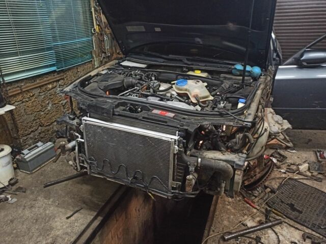 Сірий Ауді А6, об'ємом двигуна 2.5 л та пробігом 335 тис. км за 4600 $, фото 12 на Automoto.ua