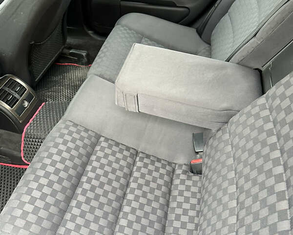 Сірий Ауді А6, об'ємом двигуна 2.5 л та пробігом 360 тис. км за 5700 $, фото 19 на Automoto.ua